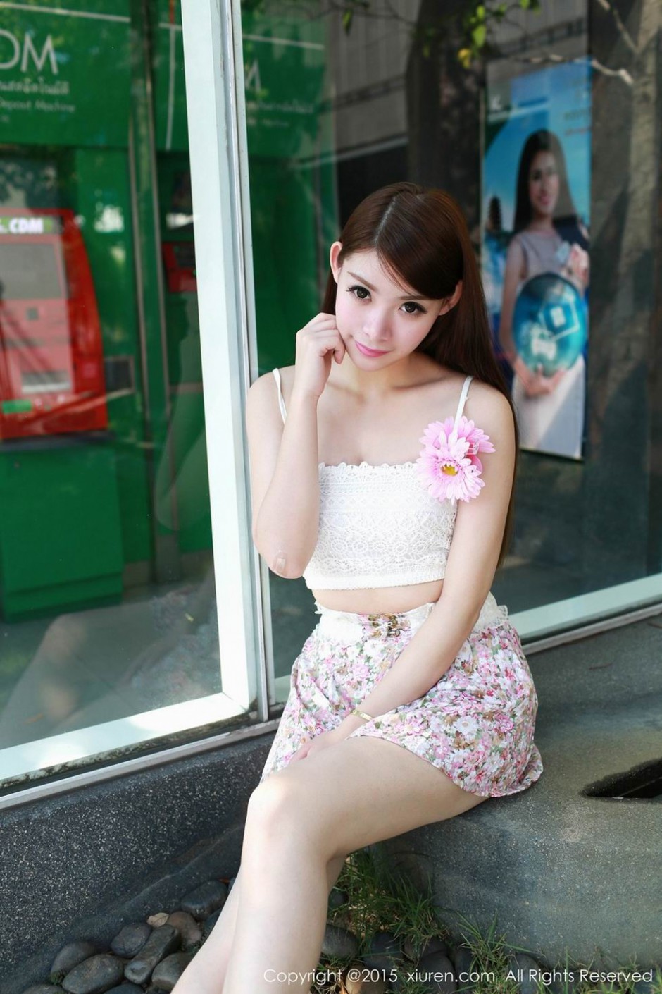 MARA�白色吊带短裙清纯写真