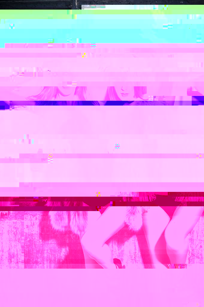靓丽女郎性感内衣废厂激情诱惑