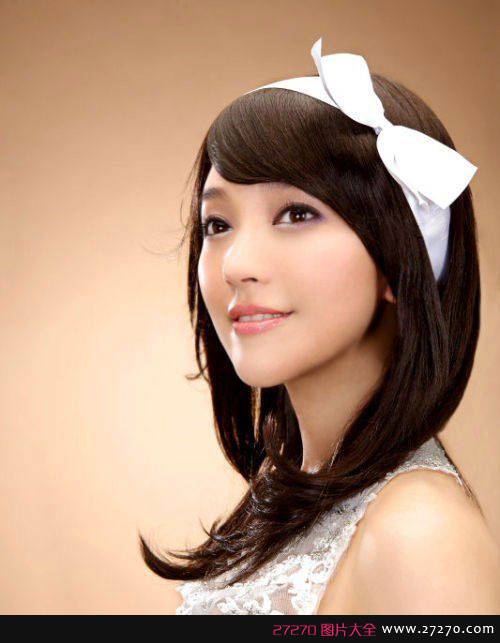 靓丽创意婚纱甜美金莎写真