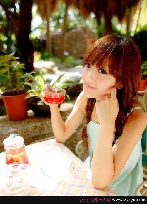 靓丽明星果子生活写真